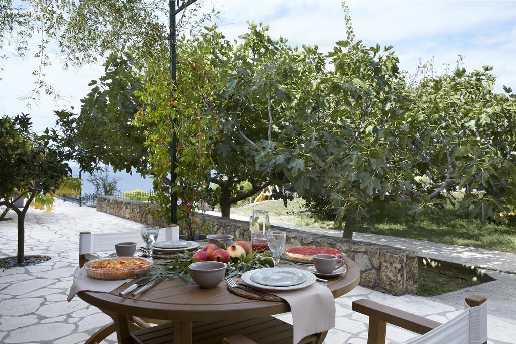 לאסי Avra Private Suites מראה חיצוני תמונה