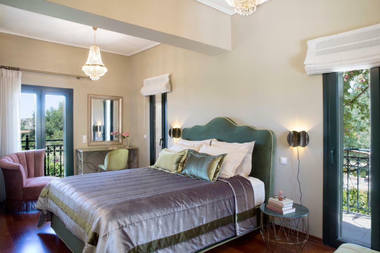 לאסי Avra Private Suites מראה חיצוני תמונה
