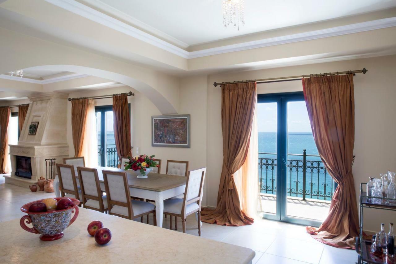 לאסי Avra Private Suites מראה חיצוני תמונה