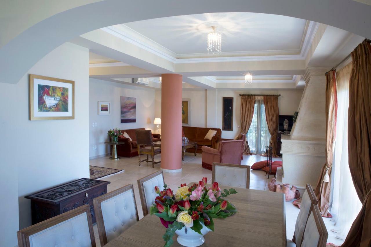 לאסי Avra Private Suites מראה חיצוני תמונה