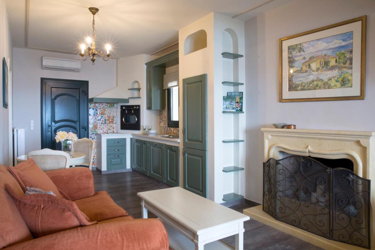 לאסי Avra Private Suites מראה חיצוני תמונה